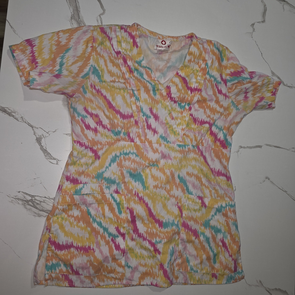 White Cross Multicolor Short Sleeve Top